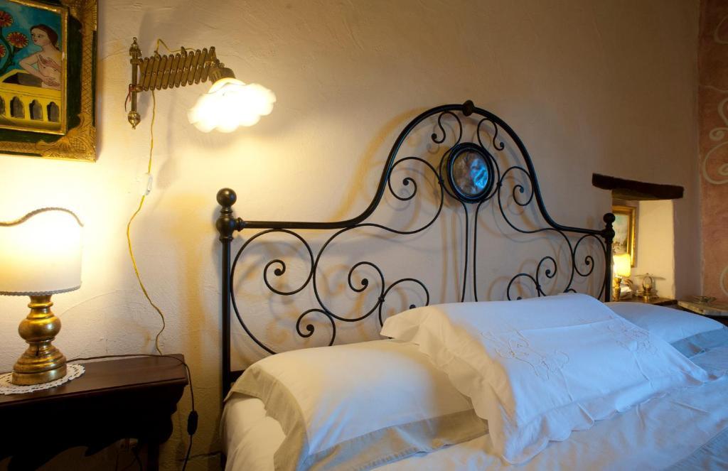 Locanda Ilune Pitigliano Rum bild